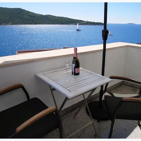 The Peninsula Daire Primošten Dış mekan fotoğraf