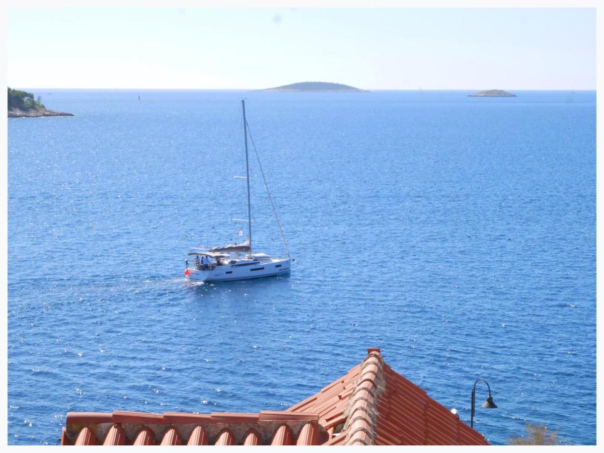 The Peninsula Daire Primošten Dış mekan fotoğraf