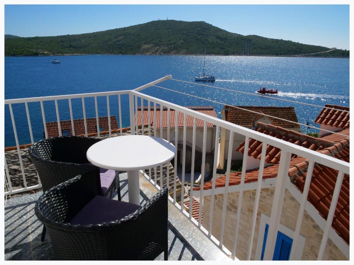 The Peninsula Daire Primošten Dış mekan fotoğraf