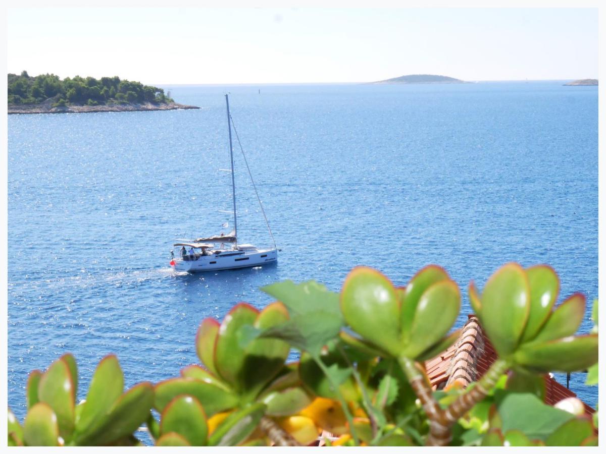 The Peninsula Daire Primošten Dış mekan fotoğraf